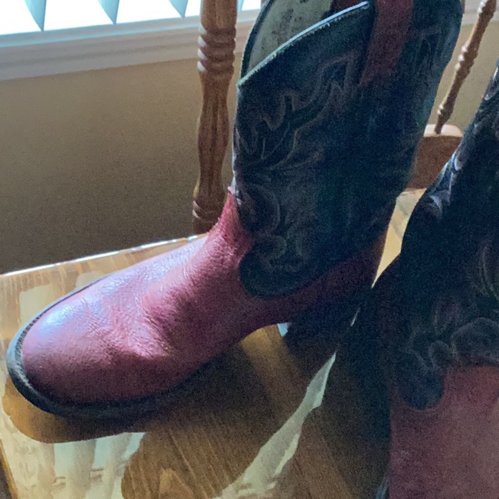 Ladies boots, great condition, size 8